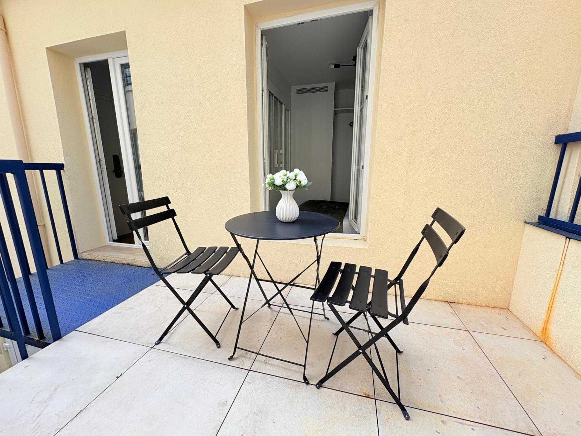Moret Art Flats Trendy East Paris Exterior photo