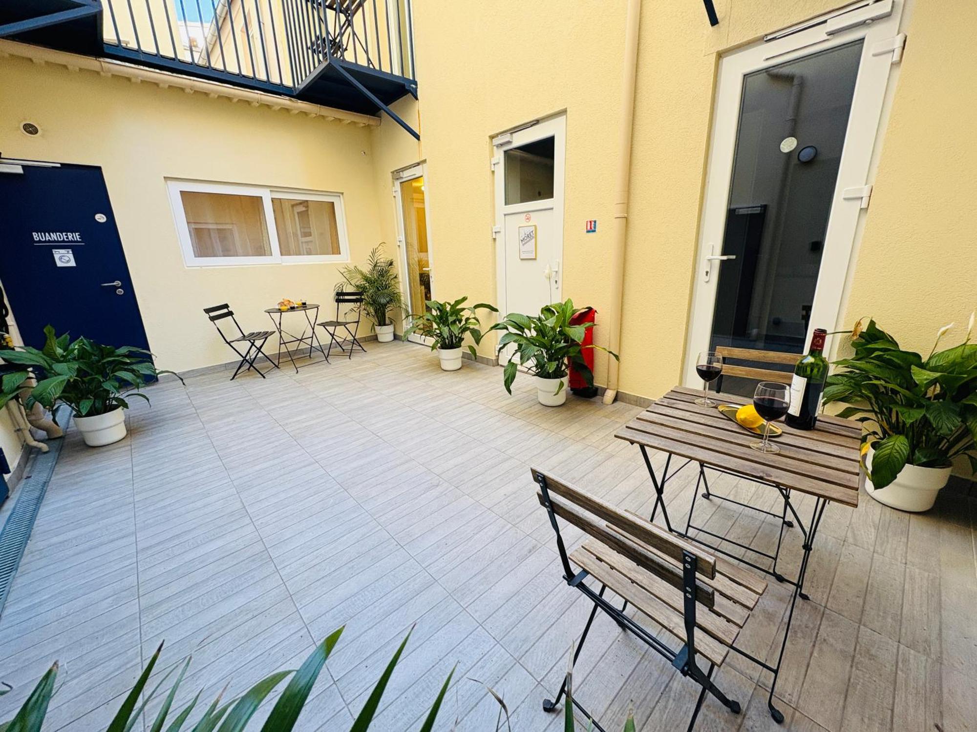 Moret Art Flats Trendy East Paris Exterior photo